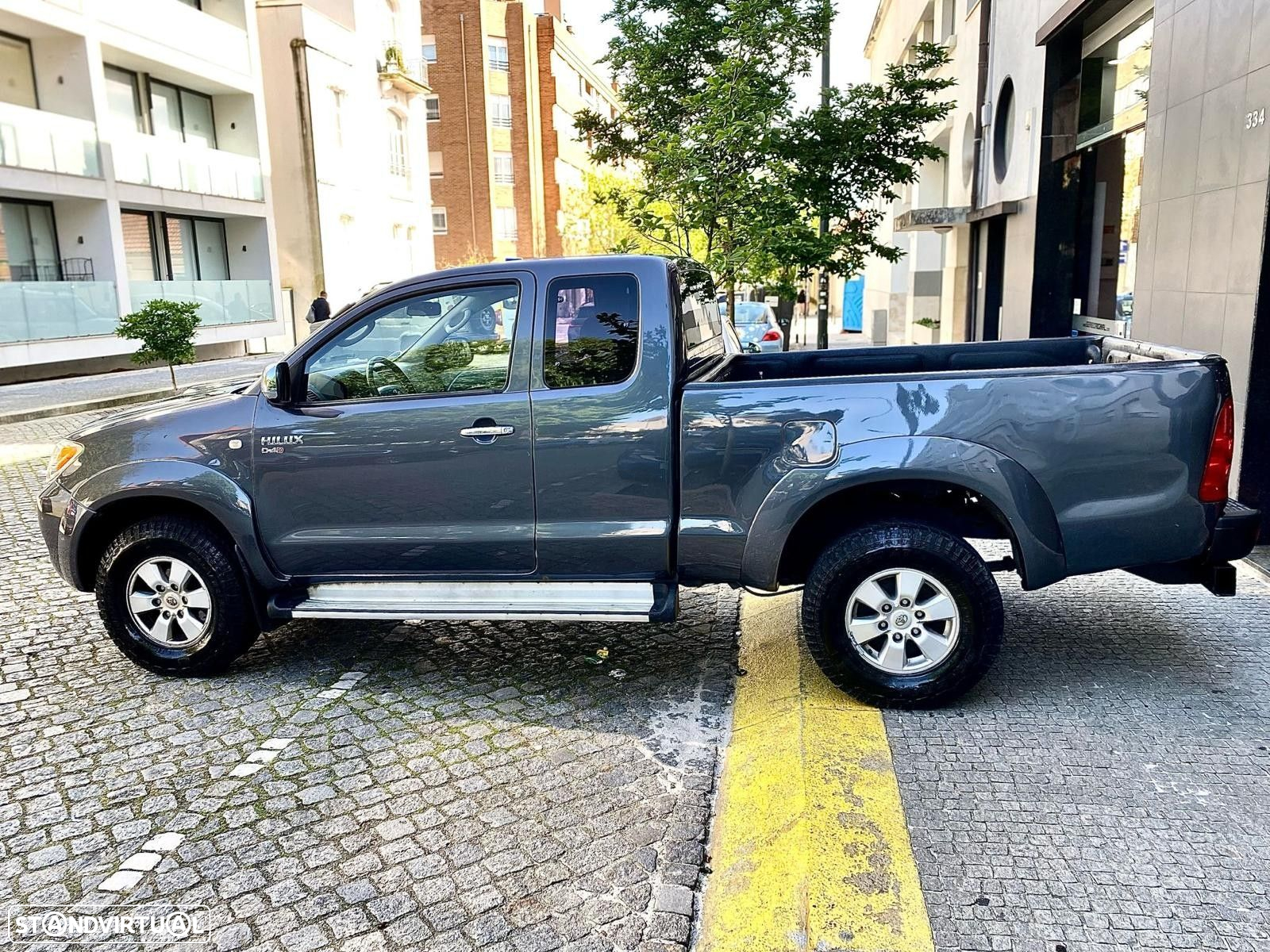 Toyota Hilux 2.5 D-4D 4WD CE - 13