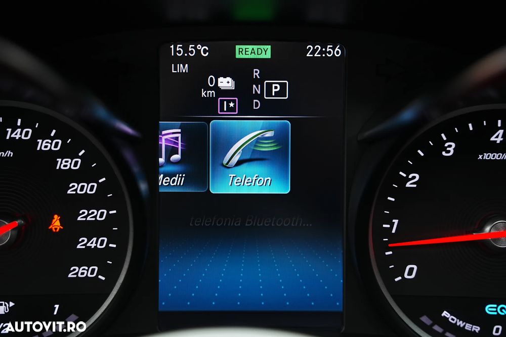 Mercedes-Benz GLC 300 e 4Matic 9G-TRONIC - 36