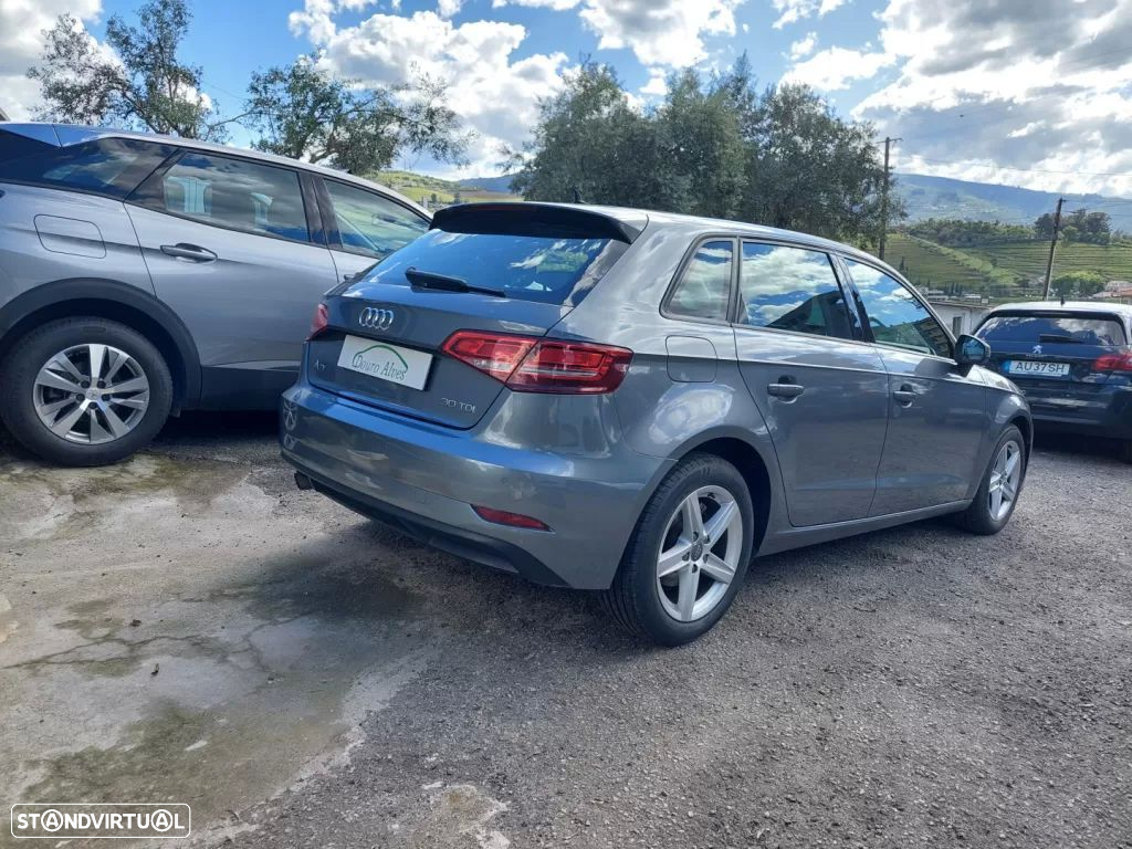 Audi A3 Sportback 1.6 TDI - 4