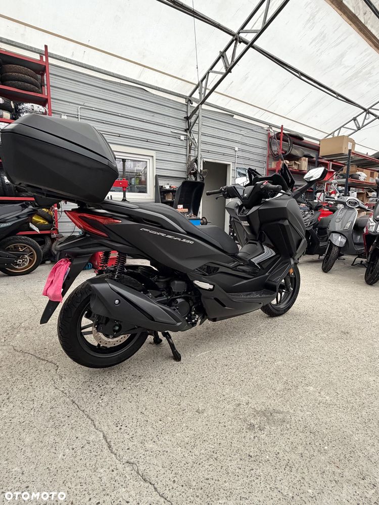 Honda NSS - 8