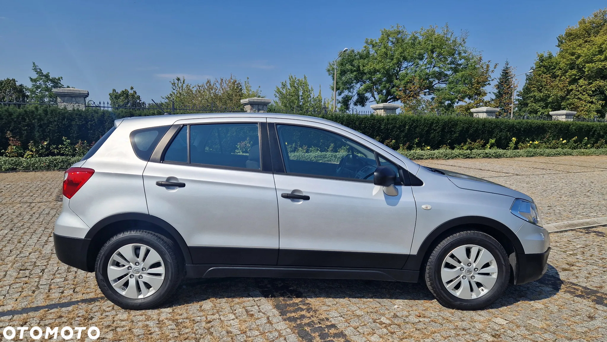 Suzuki SX4 S-Cross - 13