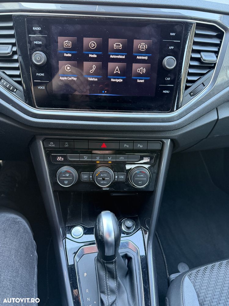 Volkswagen T-Roc - 8
