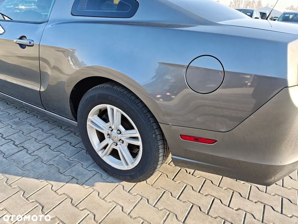 Ford Mustang 3.7 V6 - 14