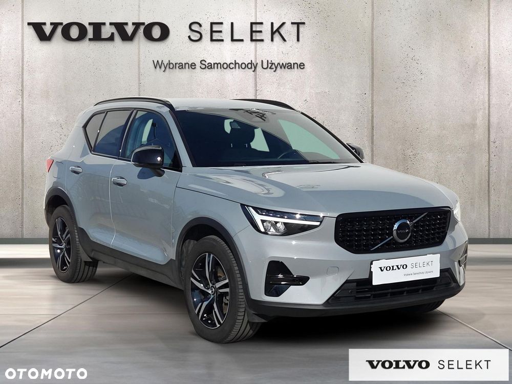 Volvo XC 40 B3 Plus Dark - 8