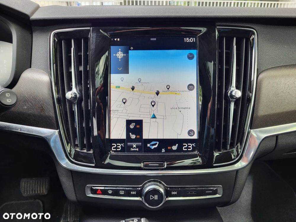 Volvo V90 Cross Country T6 AWD - 10