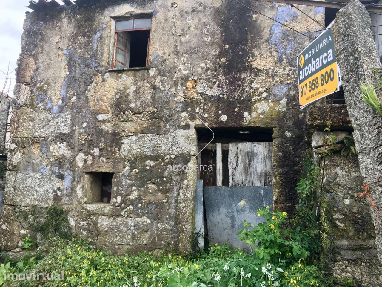 Casa Rústica para recuperar com pequeno jardim + pequena parcela de te - Grande imagem: 2/10