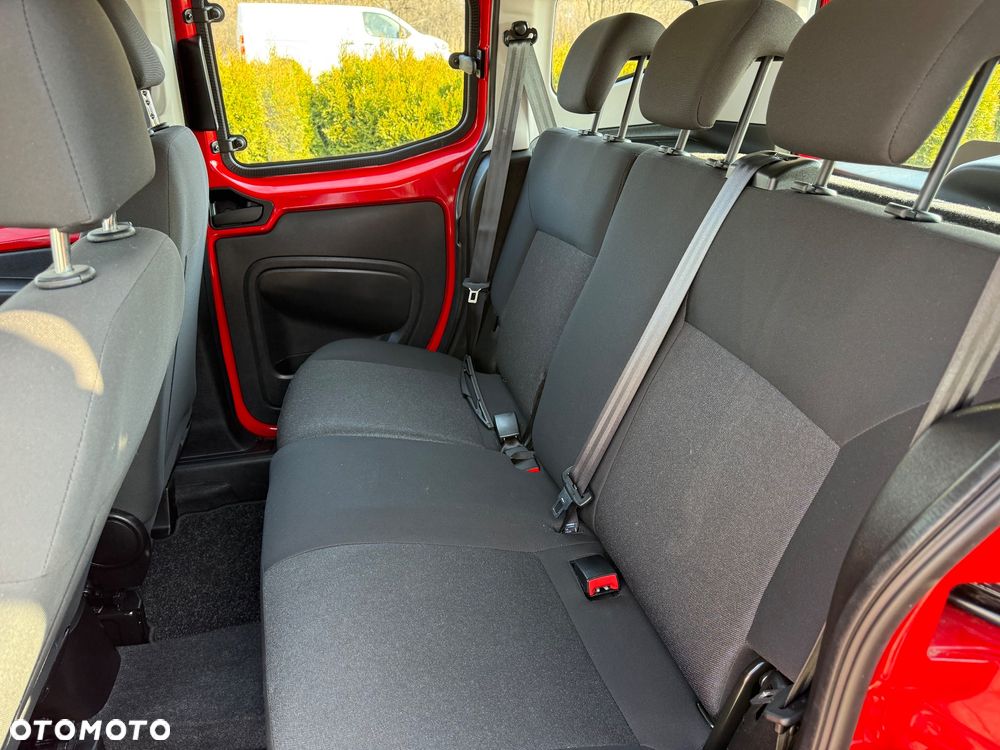 Fiat Qubo 1.4 8V Lounge - 8