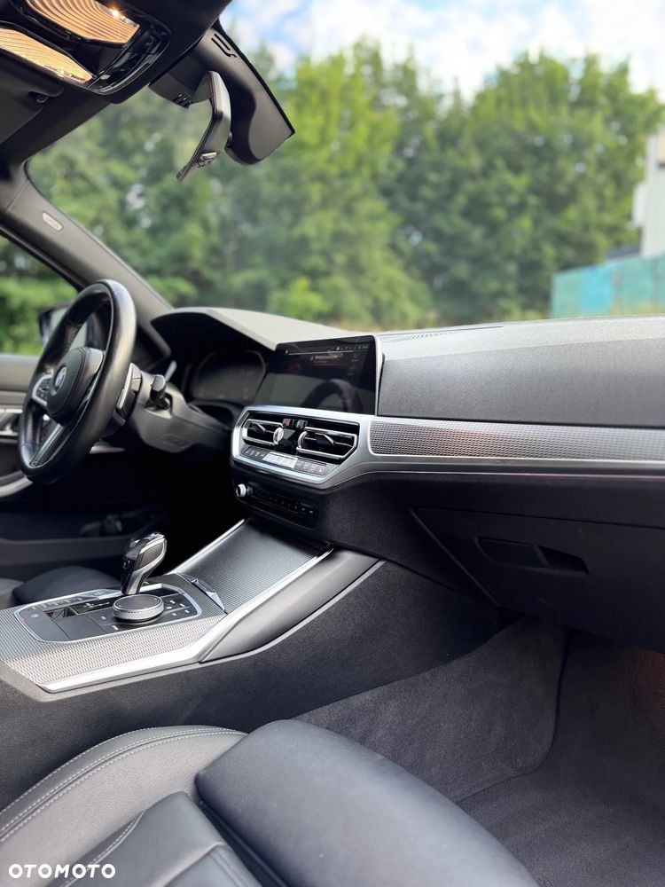 BMW Seria 3 320d xDrive MHEV M Sport sport - 20