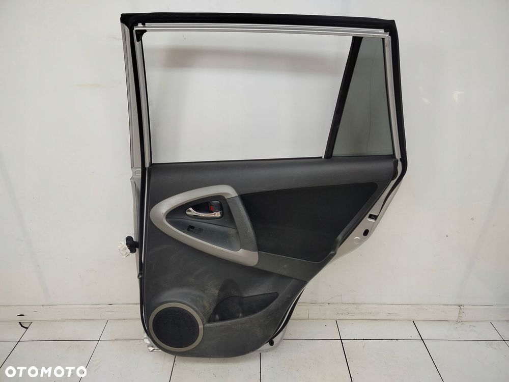toyota rav4 iii 06r- drzwi prawe tylne prawy tył 1f7 - 11