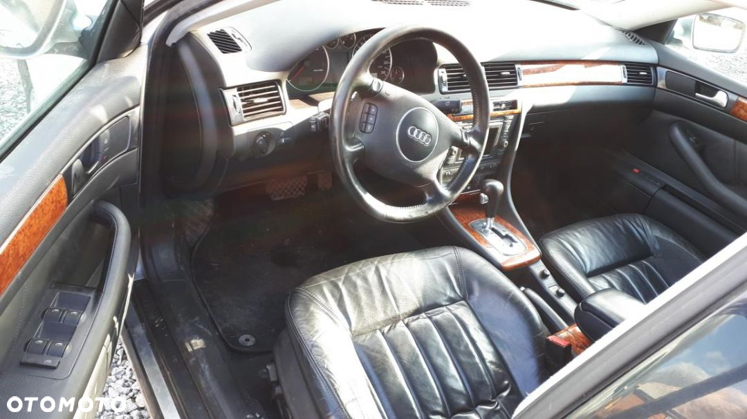 części do Audi A6 C5 lift kombi 2.5 tdi 120kW BDG srebrna LY7W - 5