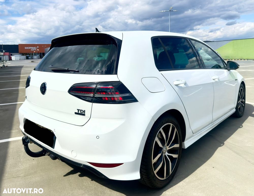 Volkswagen Golf - 5