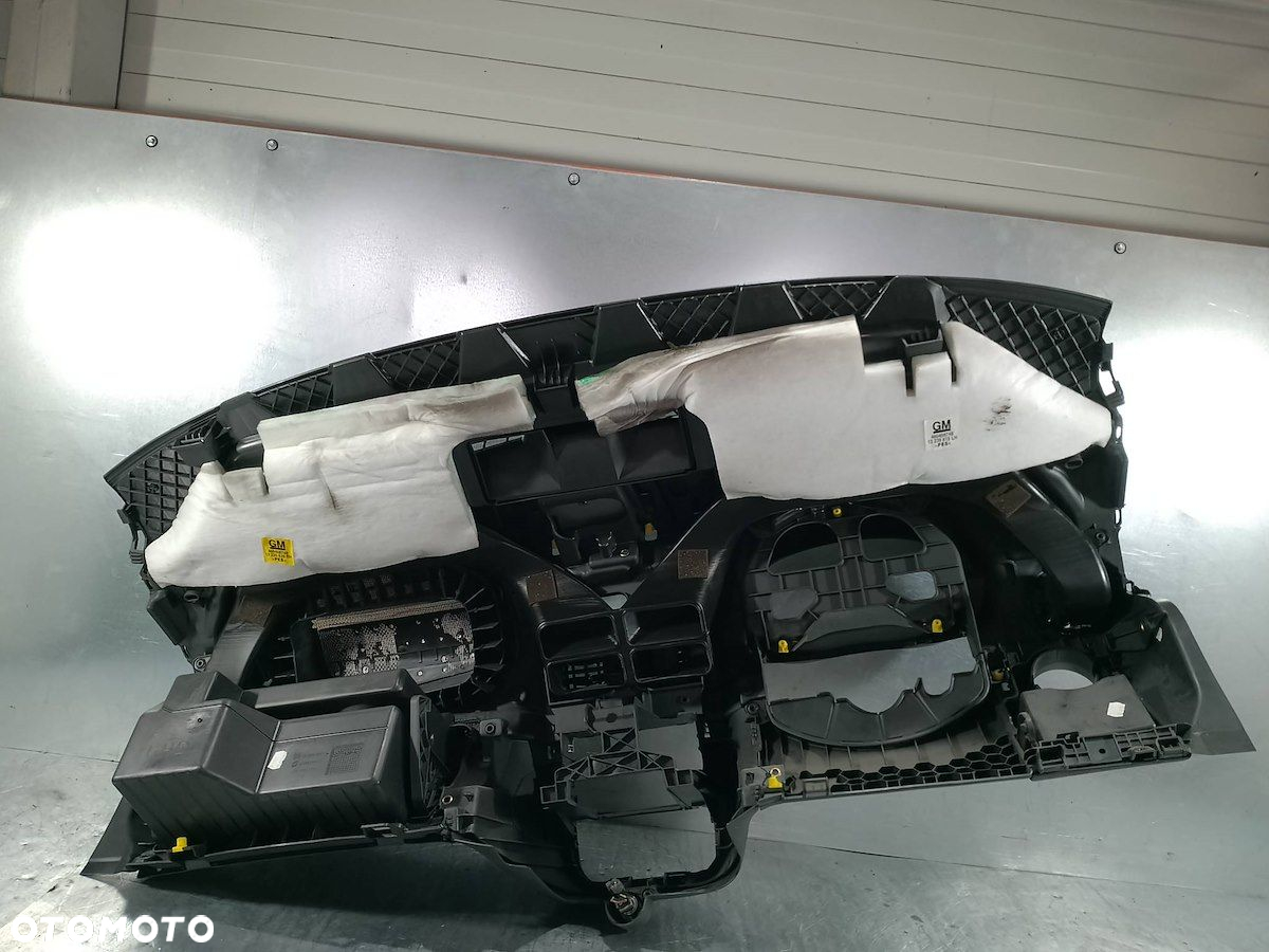 DESKA ROZDZIELCZA,KONSOLA ,PODUSZKI SENSOR OPEL CORSA D 13184102 - 11