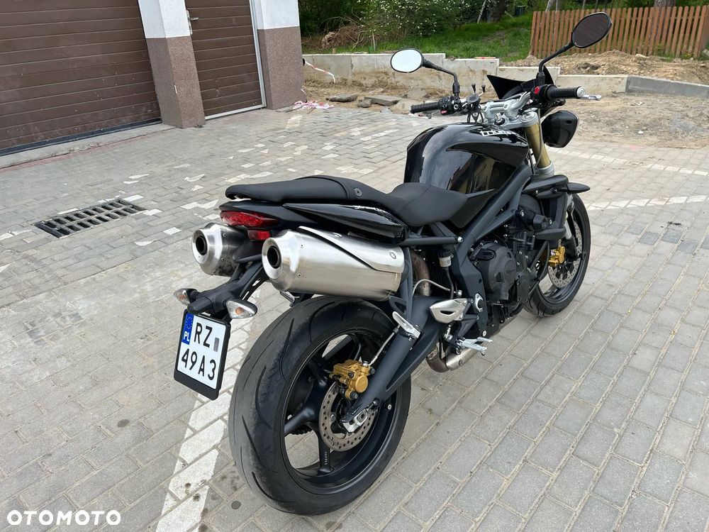 Triumph Street Triple - 22