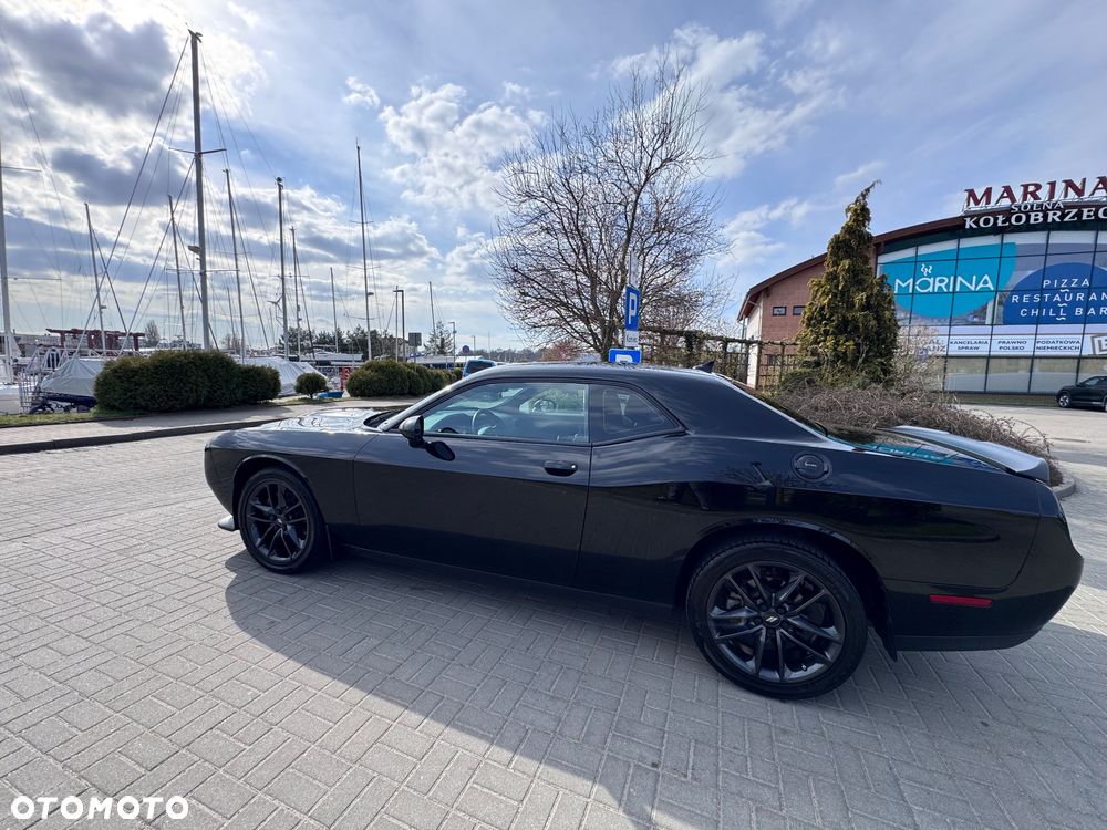 Dodge Challenger 3.6 GT AWD - 14