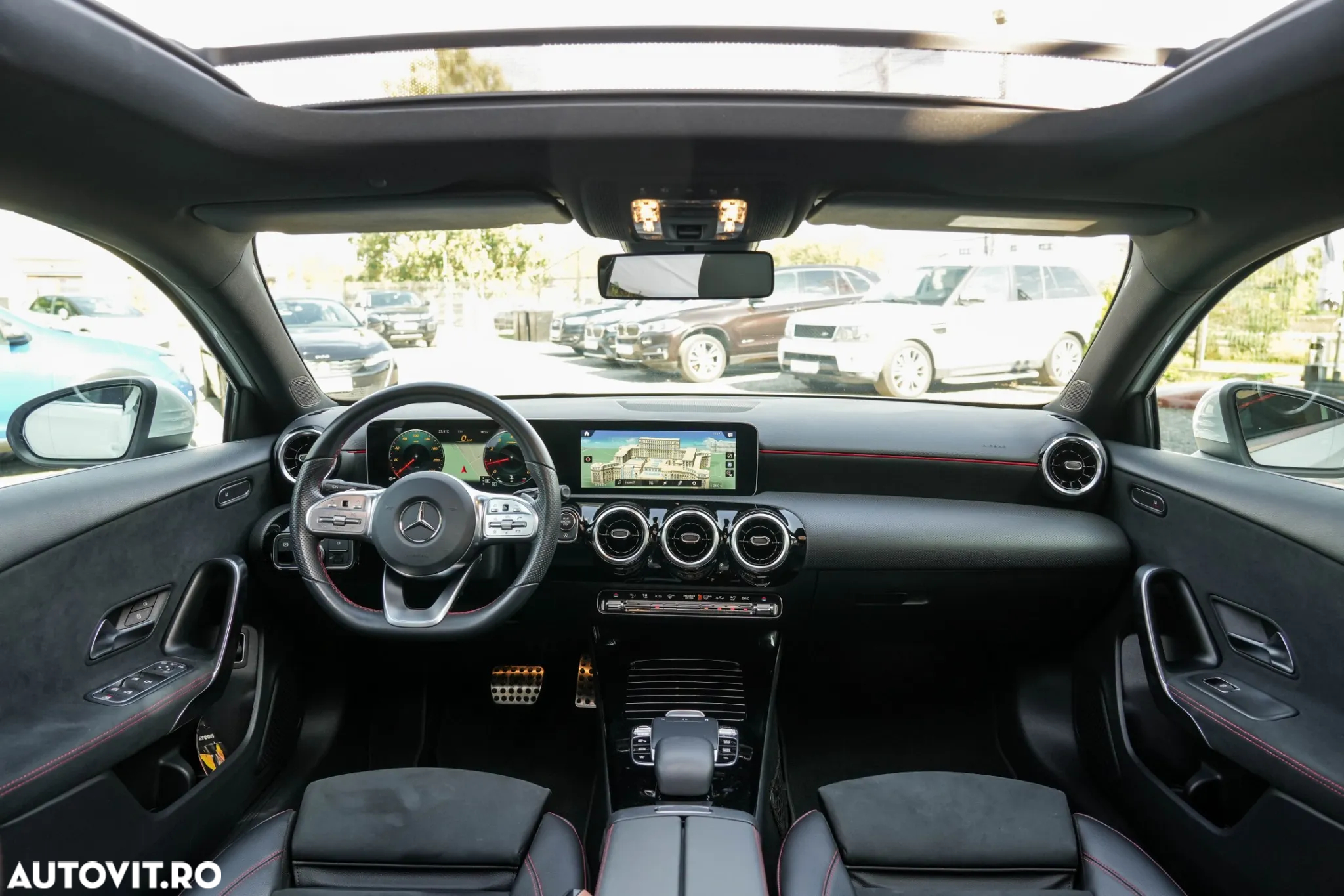 Mercedes-Benz A 200 7G-DCT Advanced AMG Line - 12
