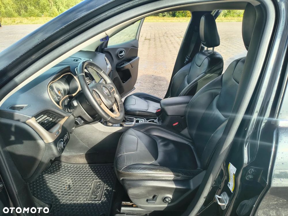 Jeep Cherokee 3.2 V6 Pentastar Active Drive I Automatik Limited - 14