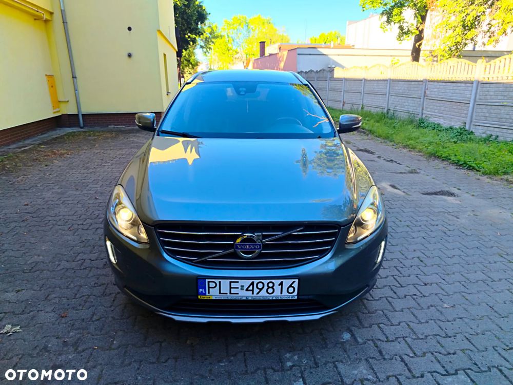 Volvo XC 60 D4 Geartronic Summum - 17