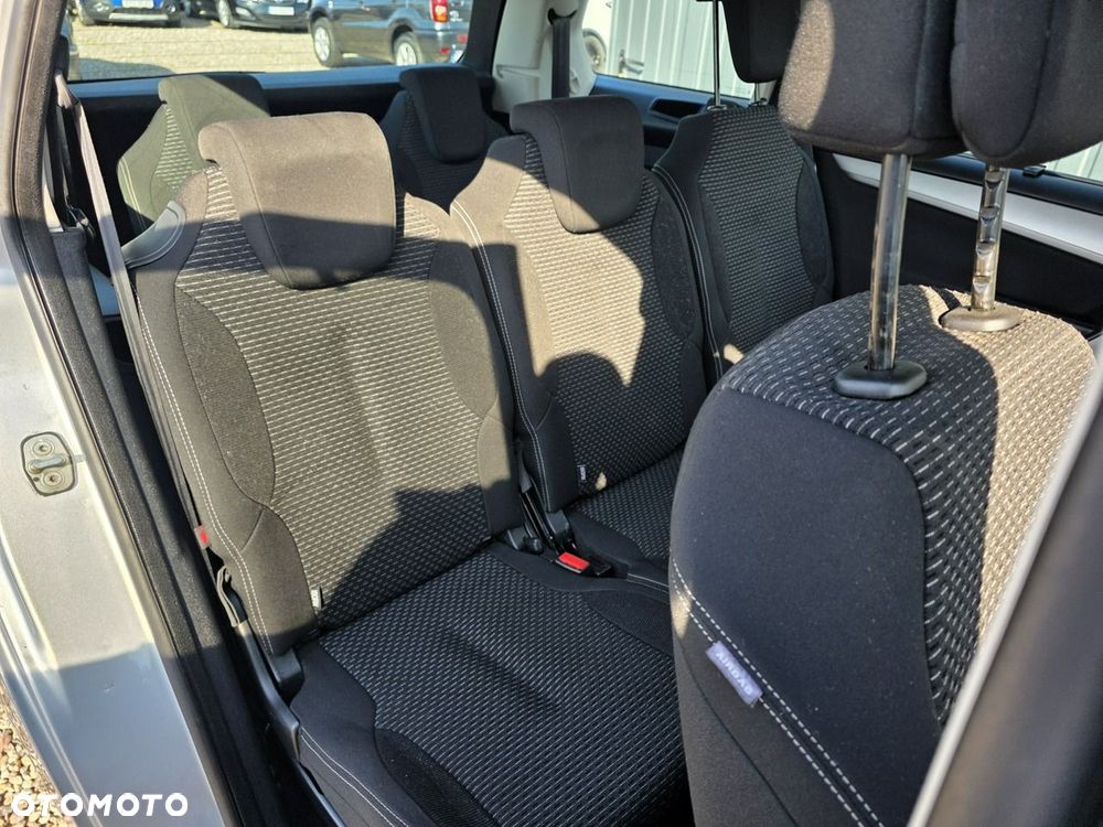 Citroën C4 Grand Picasso - 22