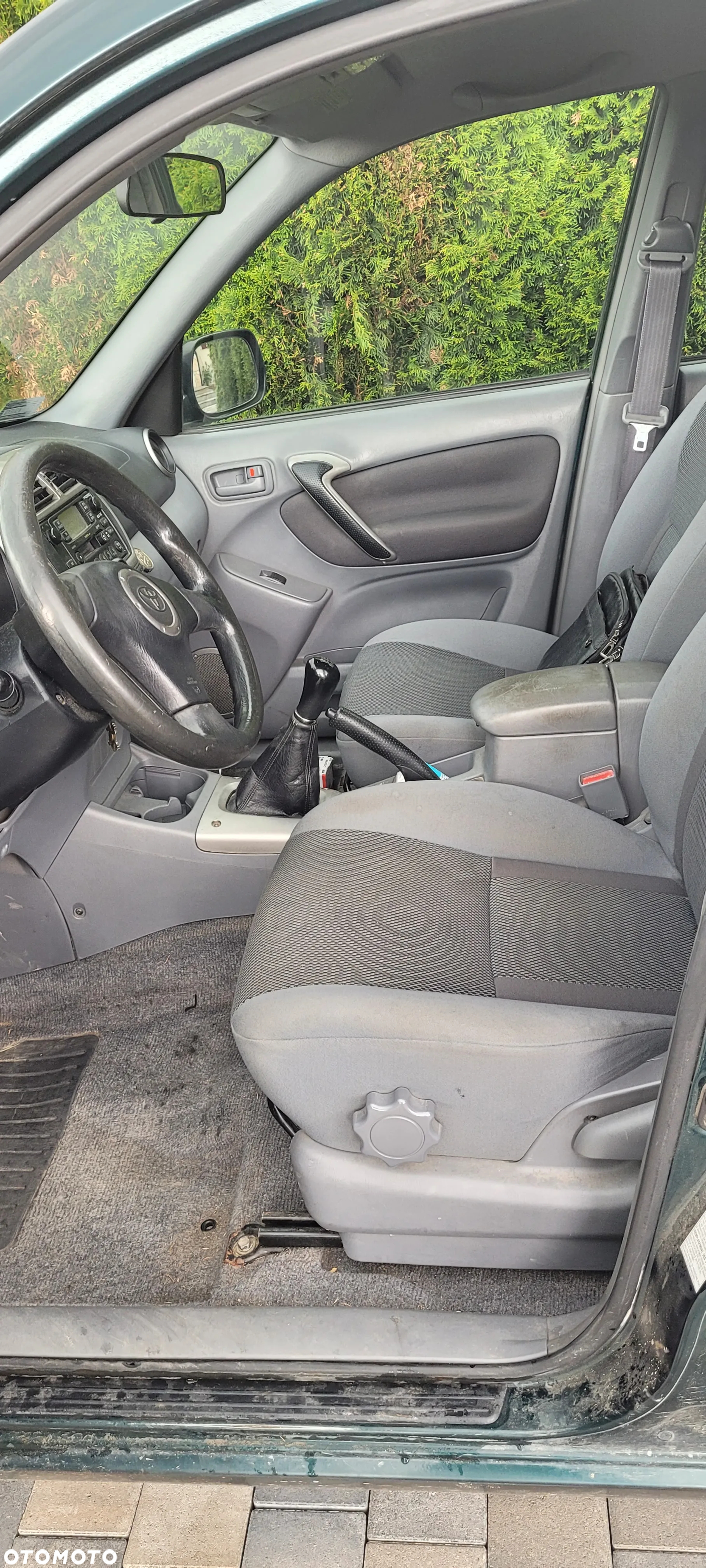 Toyota RAV4 2.0 VVT-i 4x4 - 5