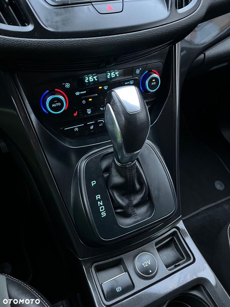 Ford Kuga 1.5 EcoBoost 2x4 Titanium - 33
