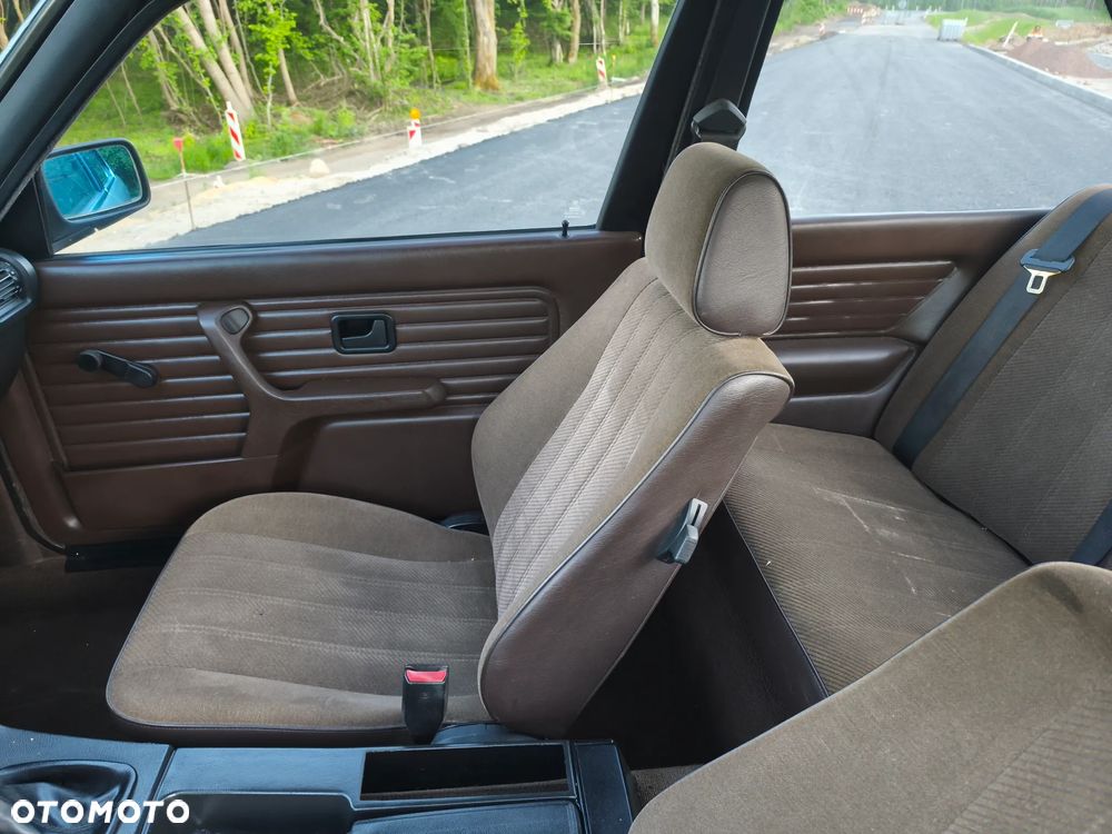 BMW Seria 3 - 15
