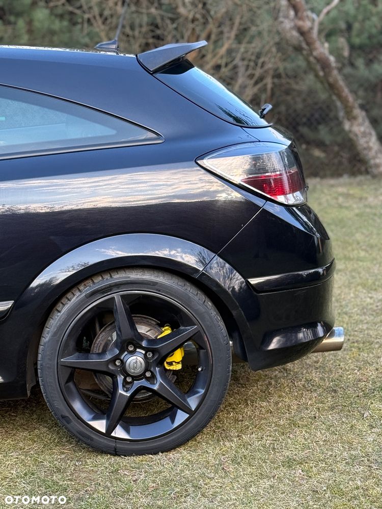 Opel Astra 2.0 T Sport - 15