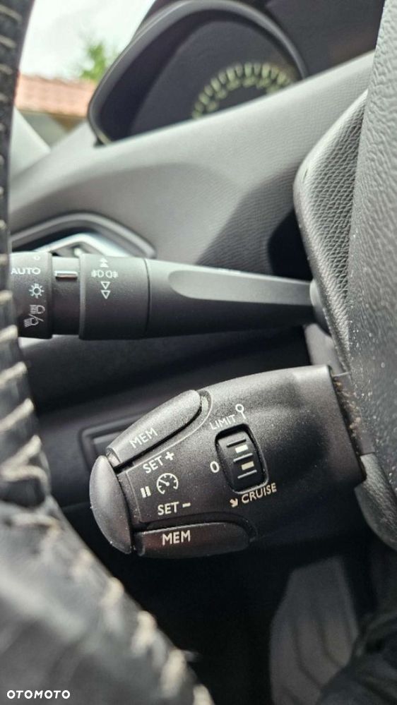 Peugeot 308 - 32