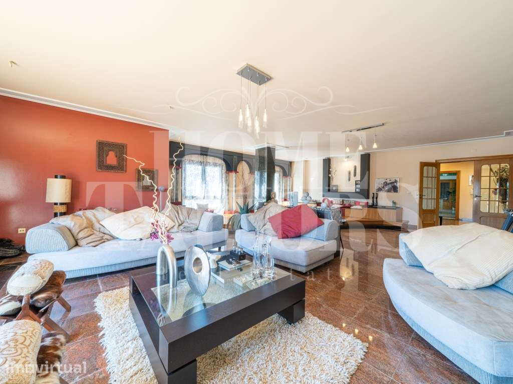 Exclusivo Apartamento T5 no Real Forte com Vista Panorâmica sobre o... - Grande imagem: 3/28