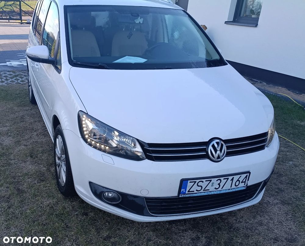 Volkswagen Touran 2.0 TDI DPF Highline DSG - 2