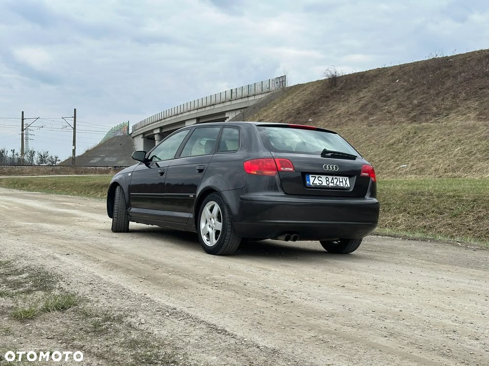 Audi A3 Sportback - 8