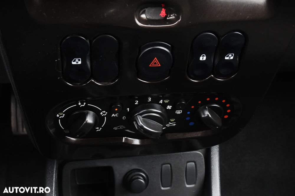 Dacia Duster 1.5 dCi 4x2 Ambiance - 10