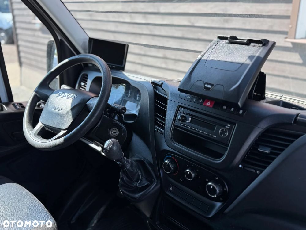 Iveco DAILY - 20