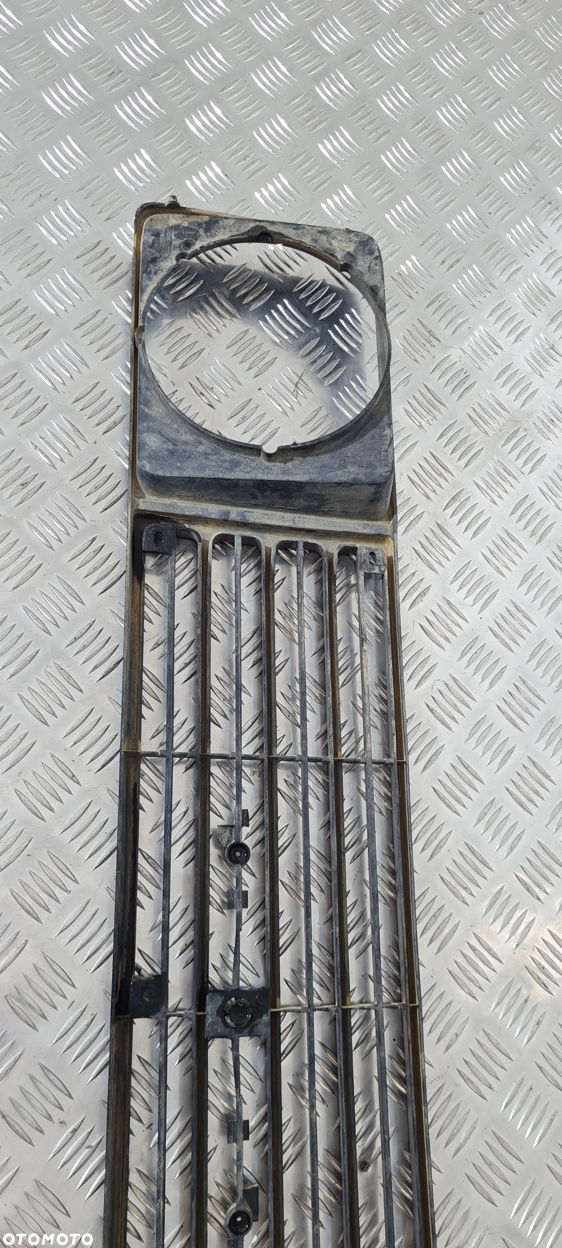 Suzuki Samurai Grill Atrapa - 6