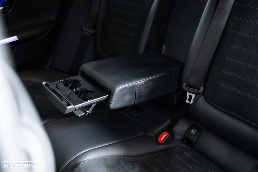 Mercedes-Benz C 300 - 18