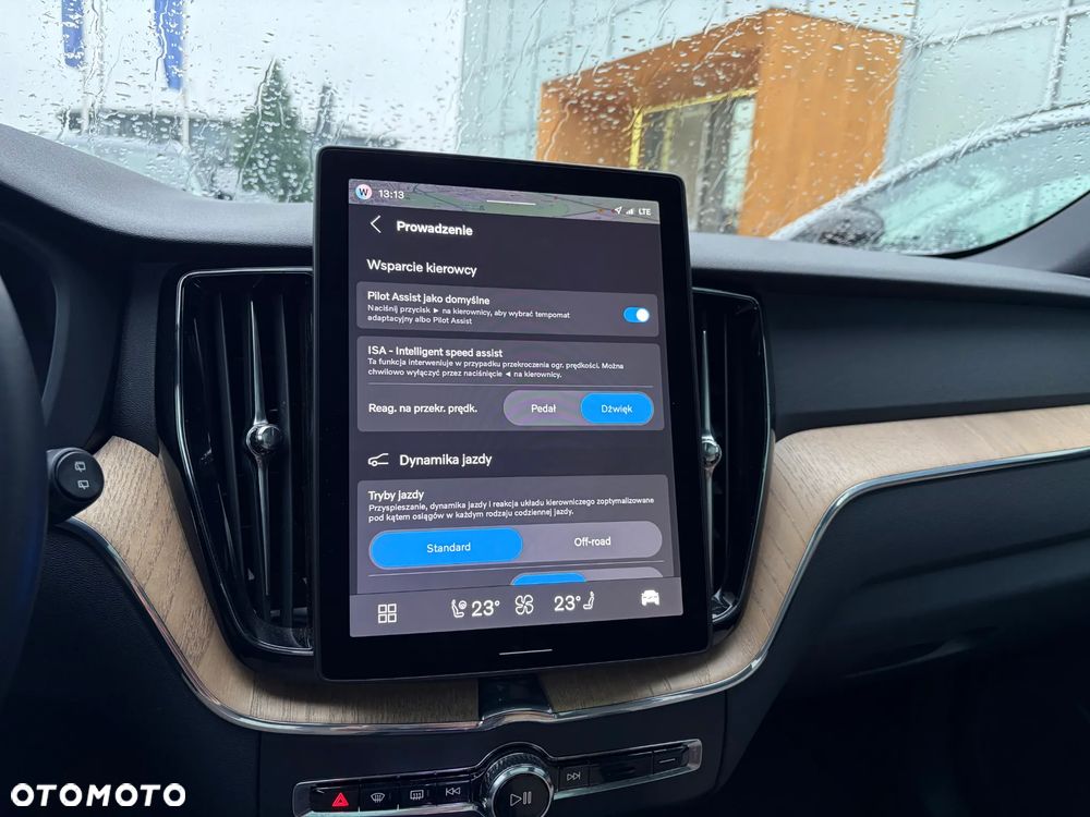 Volvo XC 60 B5 B AWD Plus Dark - 13