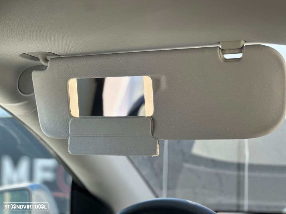 Tesla Model Y Long Range Tração Integral - 43