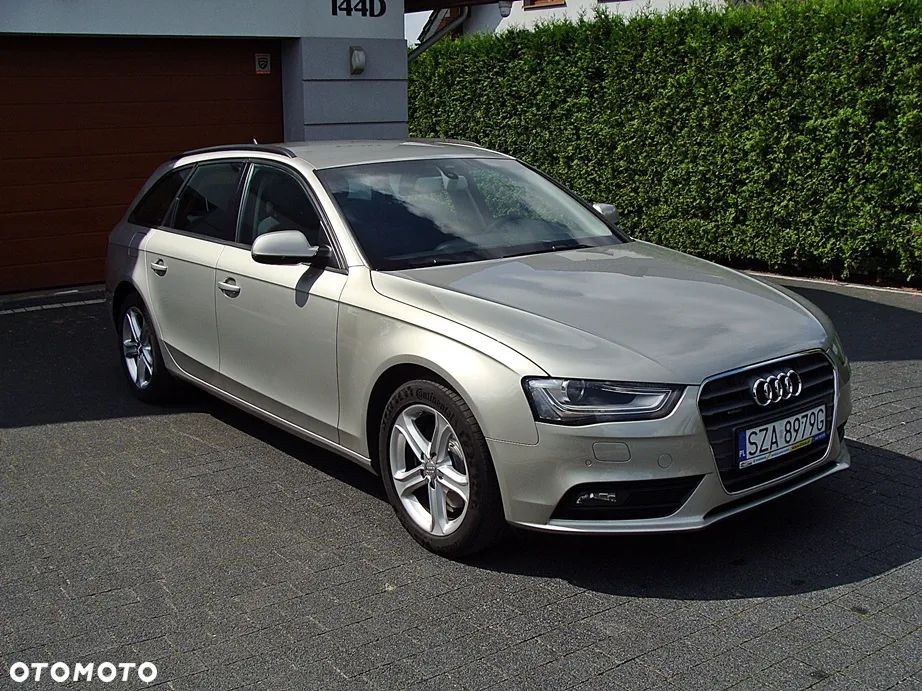 Audi A4 Avant 2.0 TDI DPF quattro S tronic Ambiente - 2