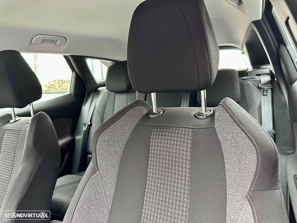 Peugeot 3008 PureTech 130 Stop & Start GPF Active - 24