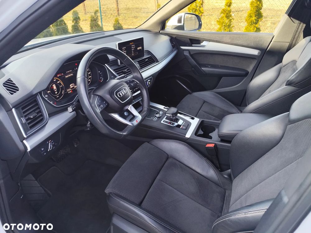 Audi Q5 55 TFSIe quattro S tronic S line business - 28