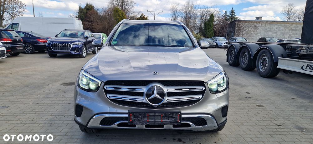 Mercedes-Benz GLC 220 d 4Matic 9G-TRONIC Exclusive - 23