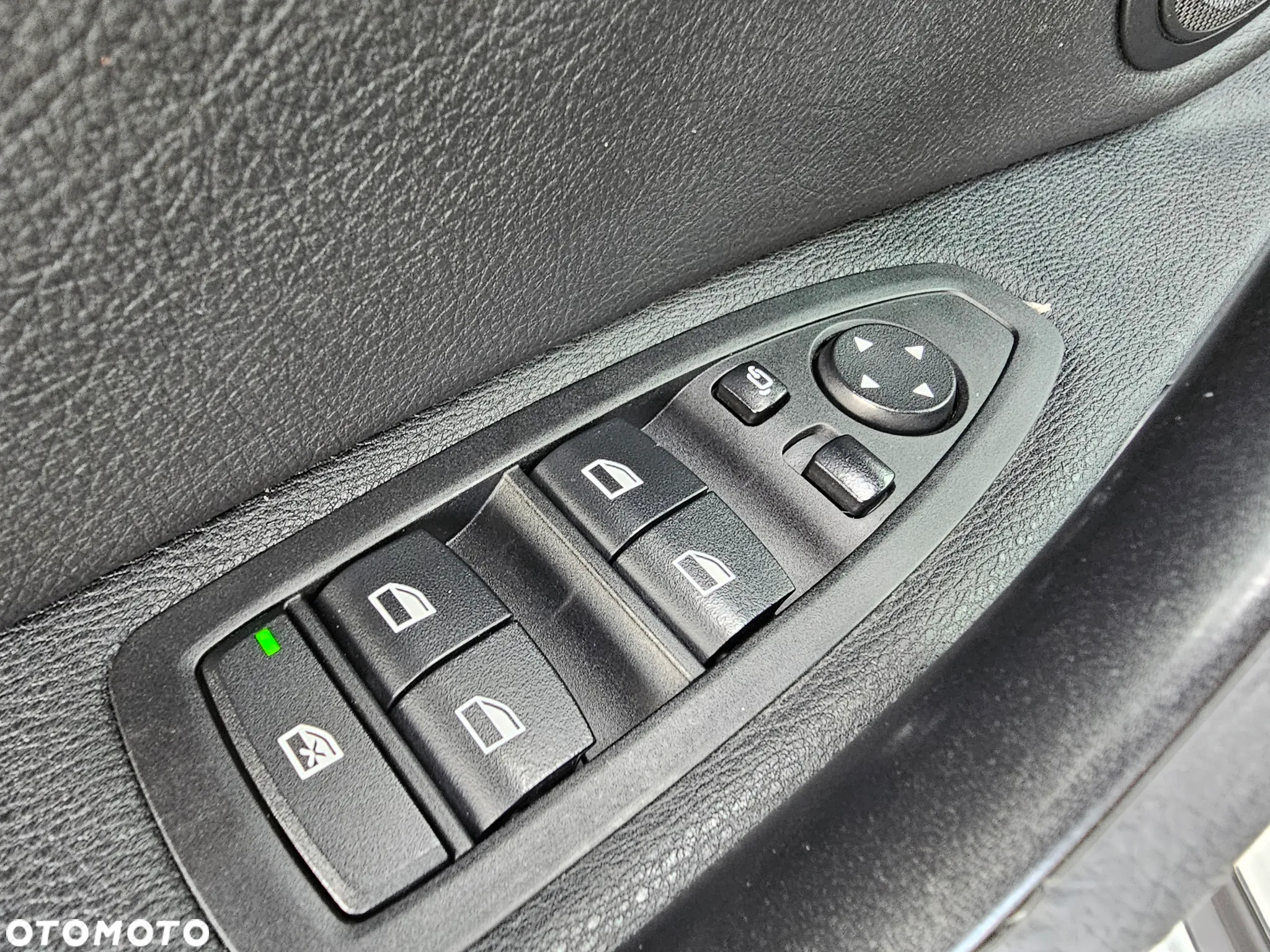 BMW X1 xDrive25i Sport Line - 29