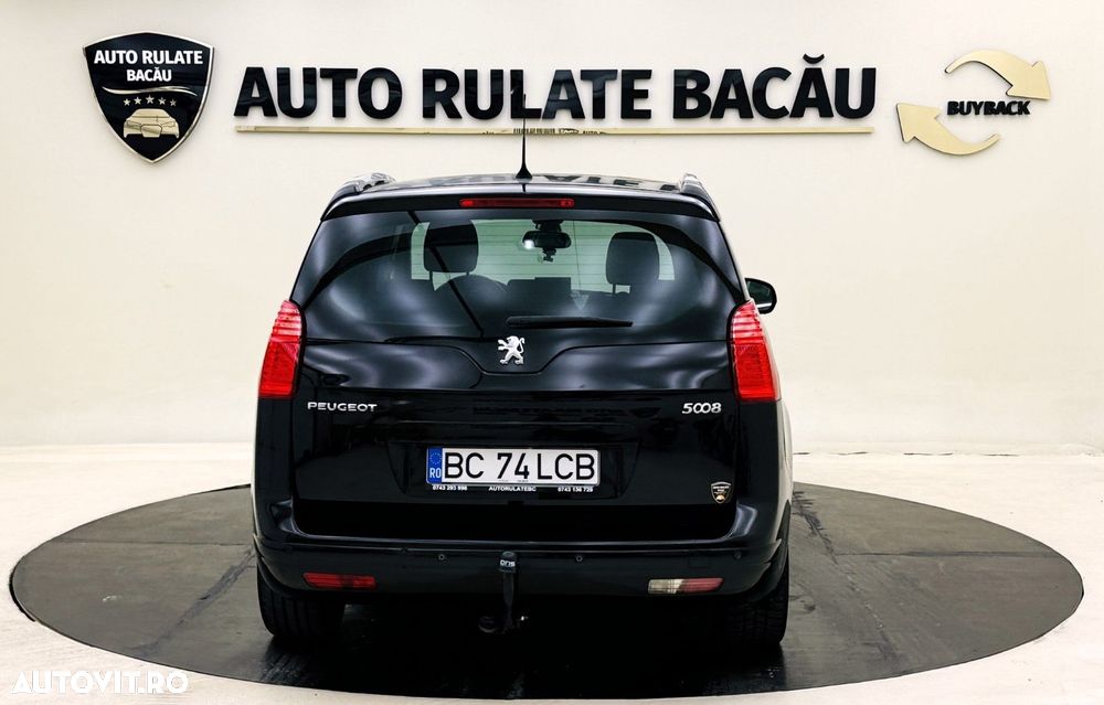 Peugeot 5008 - 11