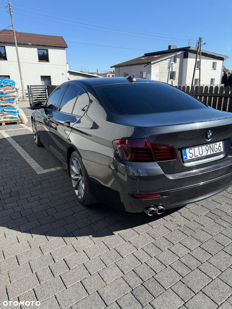 BMW Seria 5 530d Luxury Line - 9