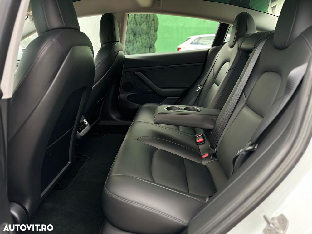 Tesla Model 3 Langstreckenbatterie Allradantrieb Dual Motor Performance - 25