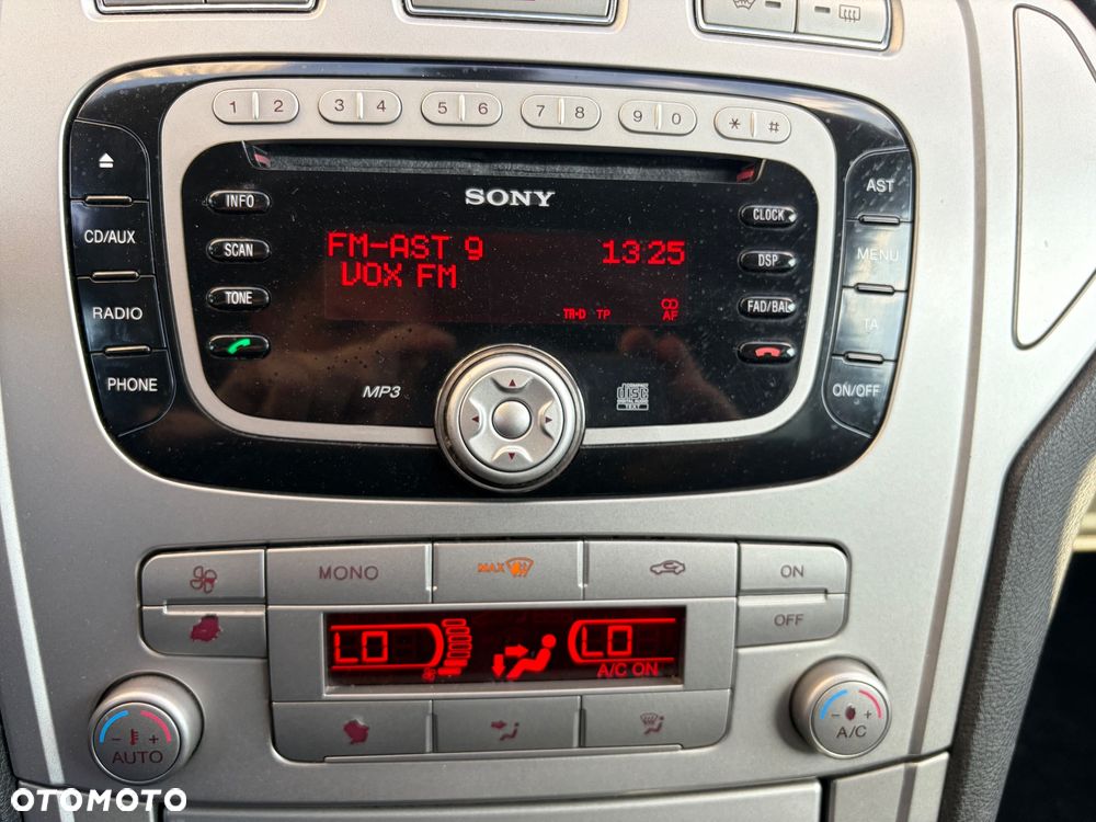 Ford Mondeo 1.6 Ti-VCT Trend - 28