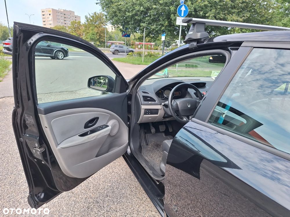 Renault Megane 1.6 16V Generation - 12