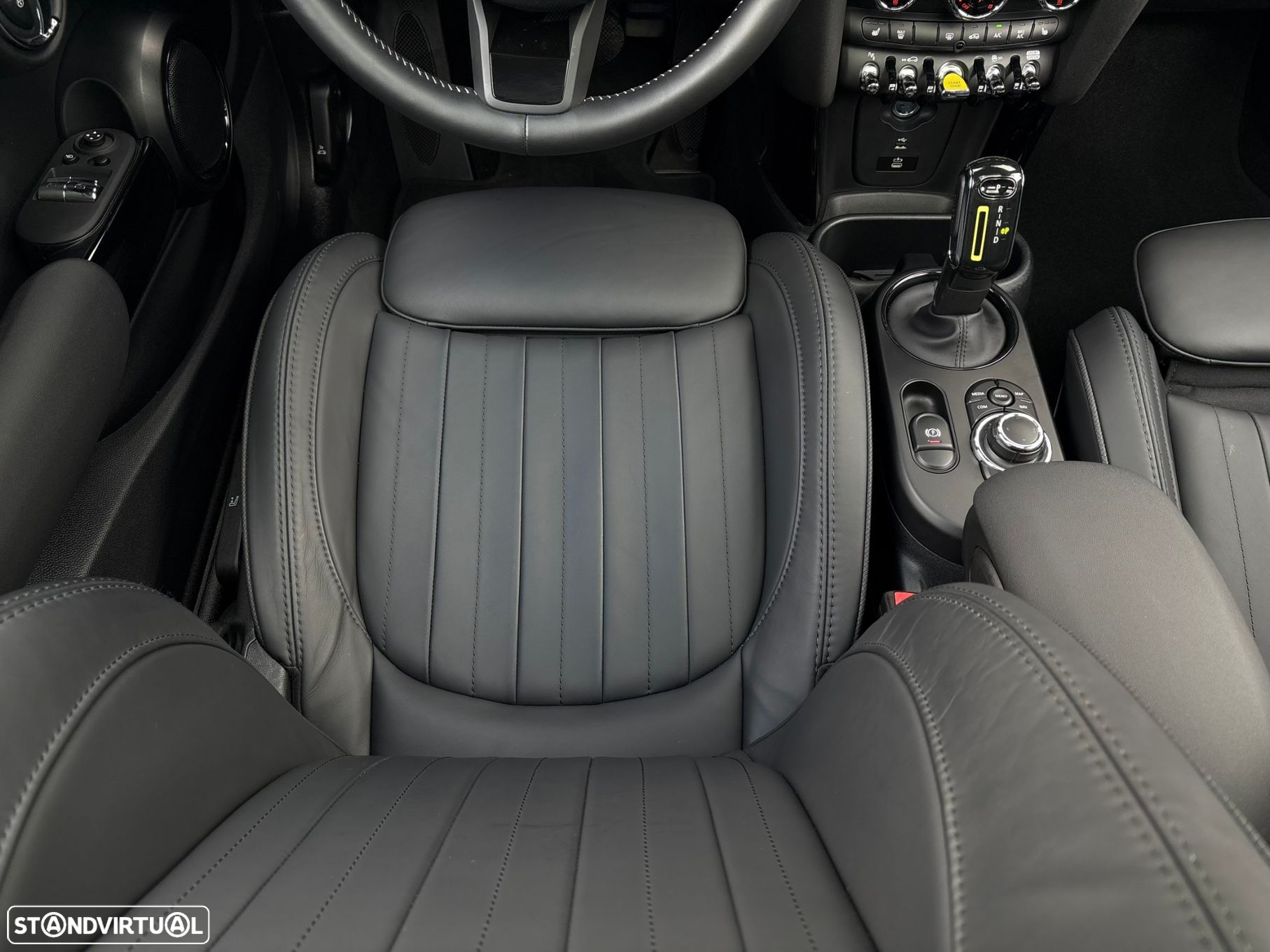MINI 3 Portas Cooper SE Premium Yours - 13