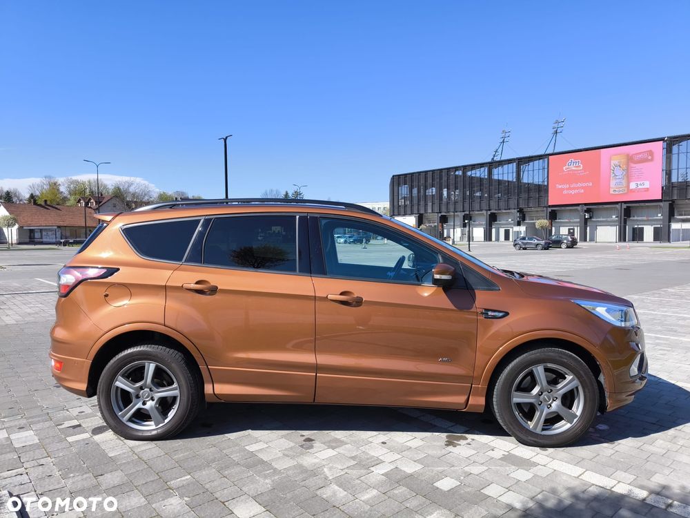 Ford Kuga 2.0 TDCi AWD ST-Line - 25