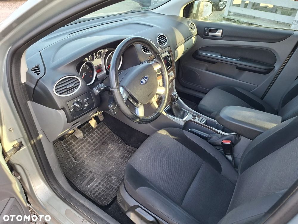 Ford Focus 1.6 Trend - 3