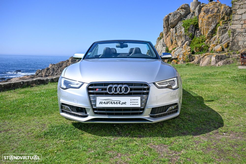 Audi A5 Cabrio - 12